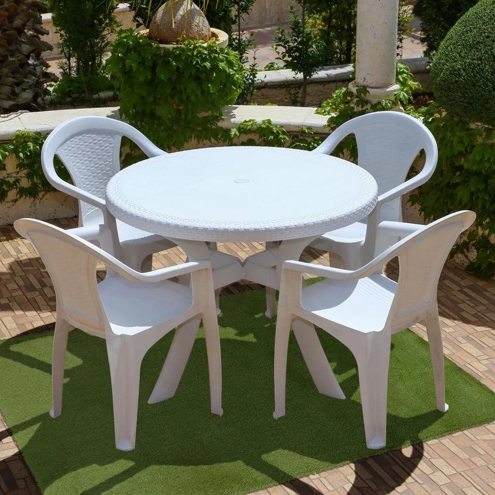 TrafficMaster 5 ft. x 7.5 ft. Light Green Artificial Grass Rug 2 TrafficMaster 5 ft. x 7.5 ft. Light Green Artificial Grass Rug - Image 2