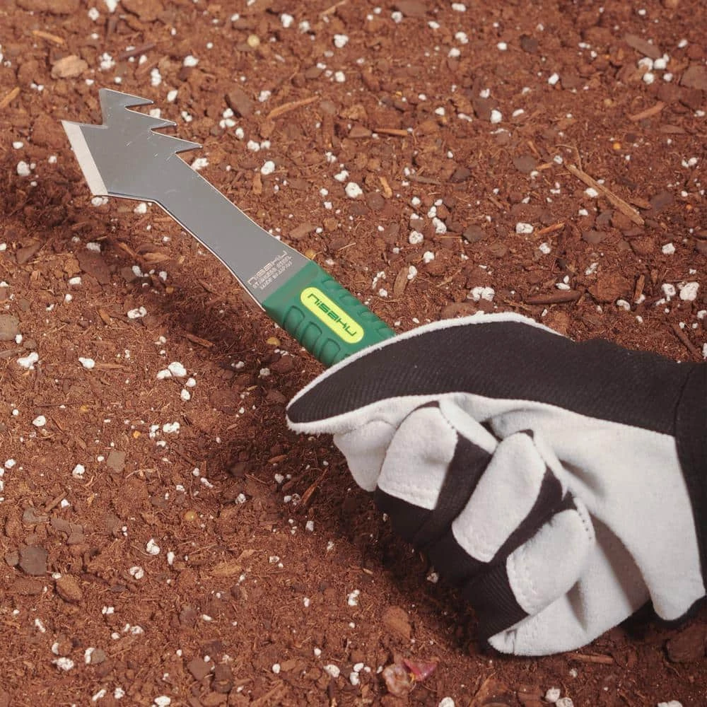 Nisaku 4.25 in. Blade Stainless Steel Multi Weeder 8 Nisaku 4.25 in. Blade Stainless Steel Multi Weeder - Image 8